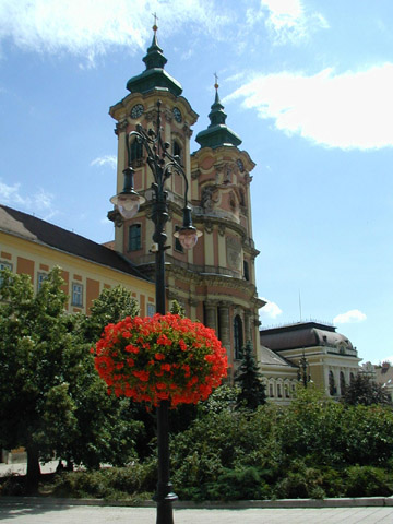 Minorita templom (forrás: eger.hu)